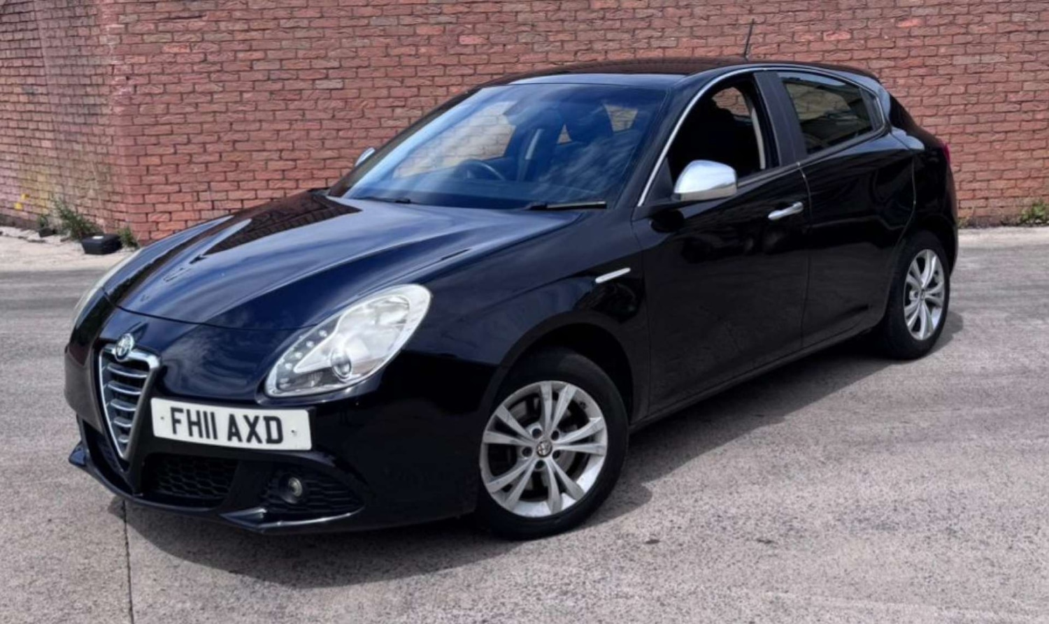 Used Alfa Romeo Giulietta 2011 for sale - 76855236: Photo 2