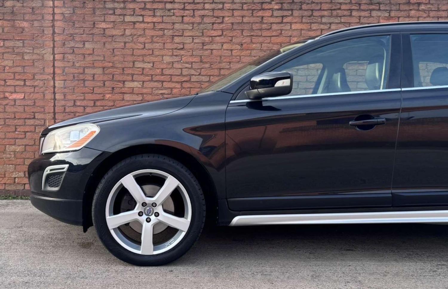 Used Volvo XC60 2012 for sale - 76018460: Photo 11