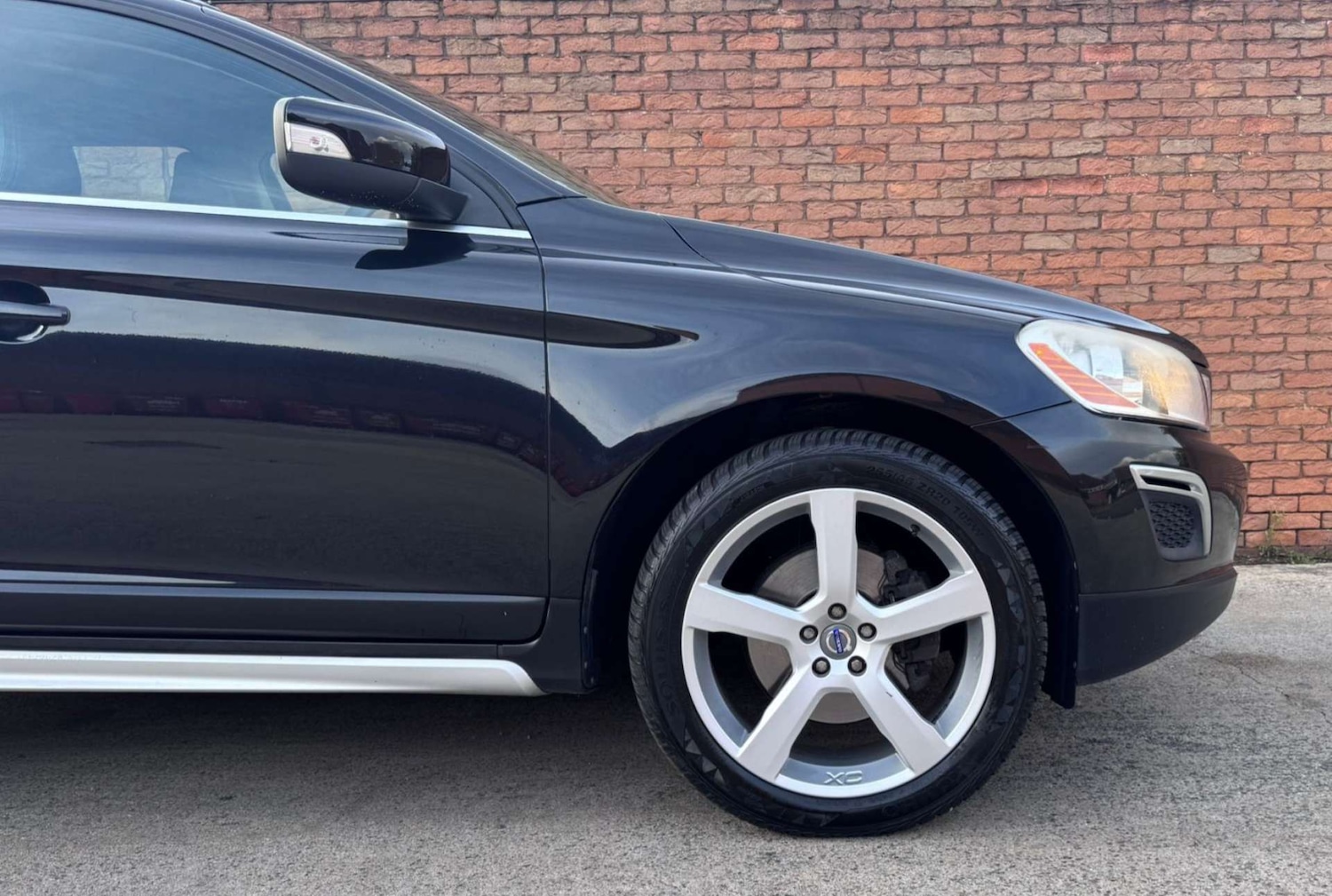 Used Volvo XC60 2012 for sale - 76018460: Photo 16