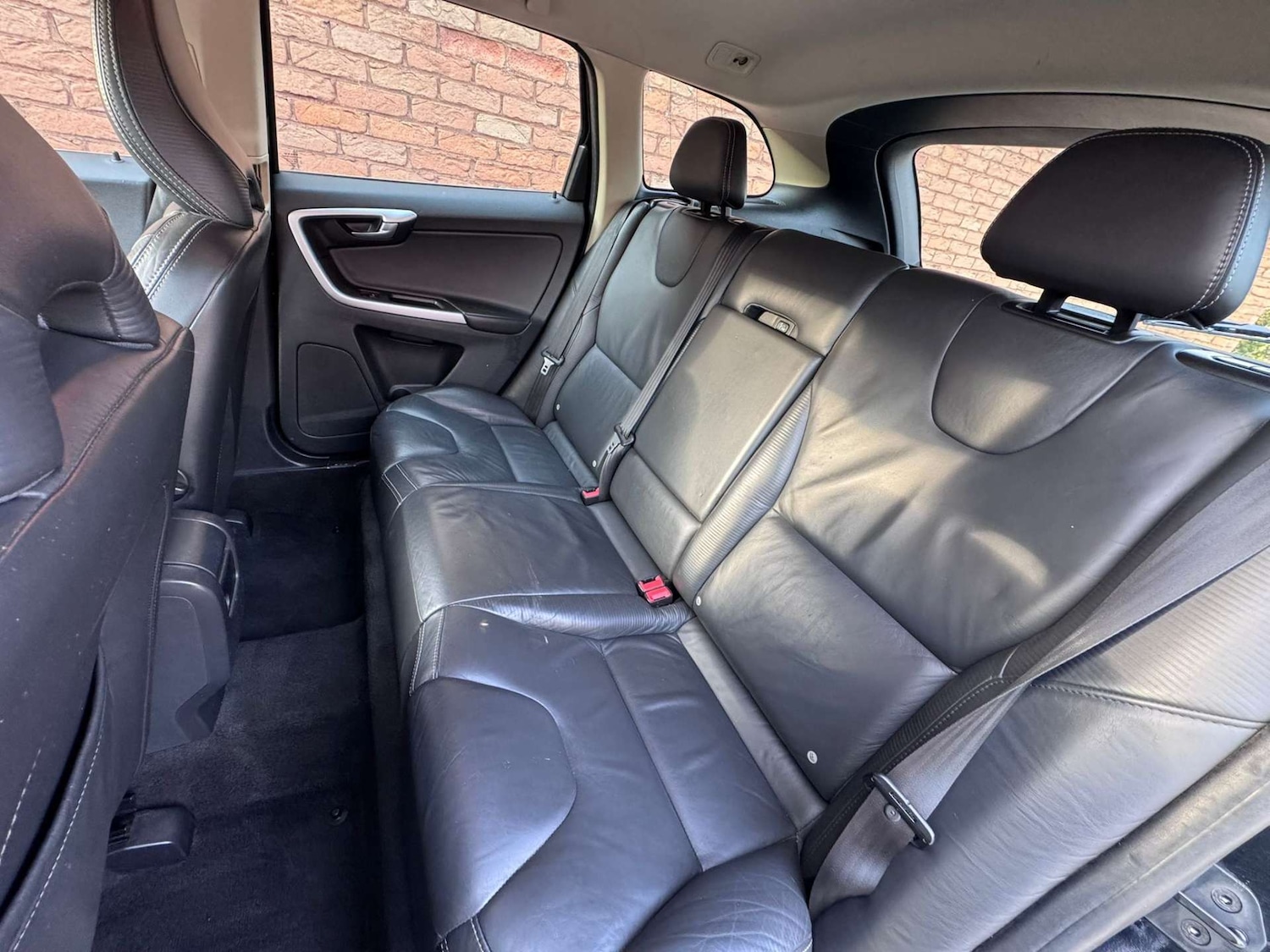 Used Volvo XC60 2012 for sale - 76018460: Photo 27