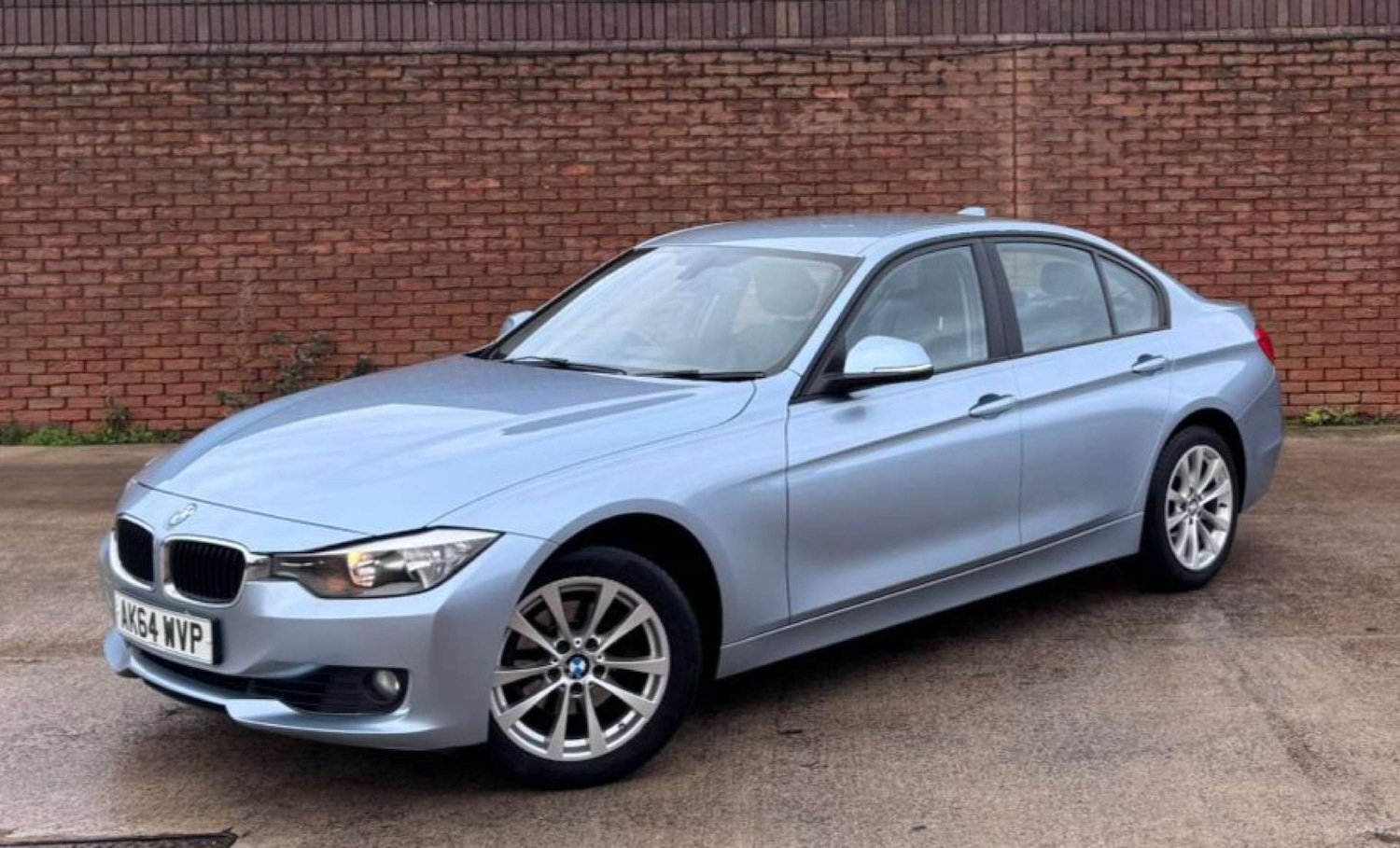 Used BMW 3 Series 2014 for sale - 76855243: Photo 2