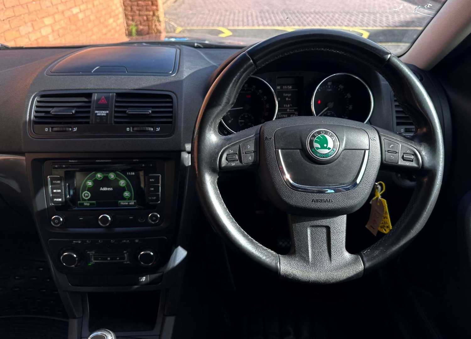 Used Skoda Yeti 2012 for sale - 76483197: Photo 22