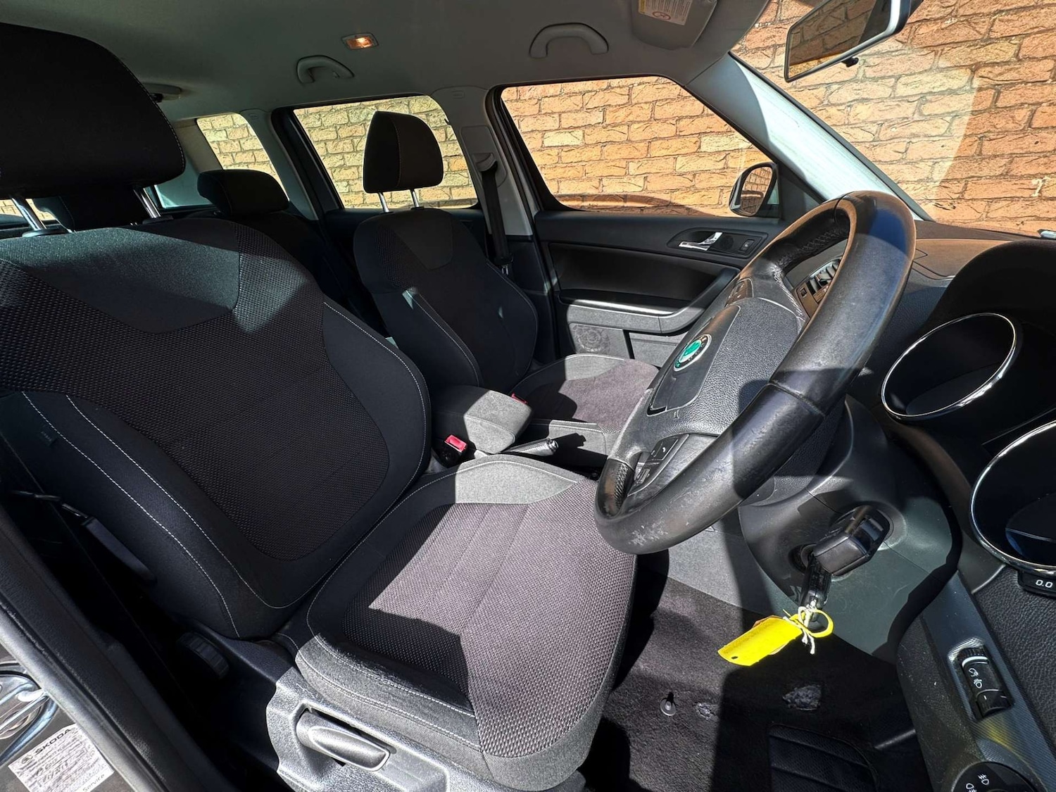 Used Skoda Yeti 2012 for sale - 76483197: Photo 24