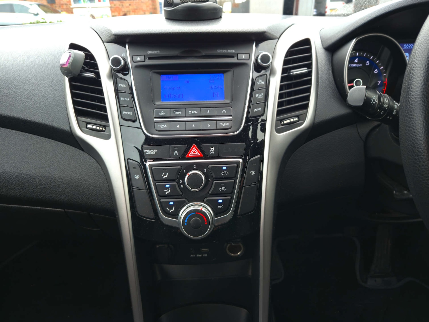 Used Hyundai i30 2015 for sale - 77282418: Photo 19