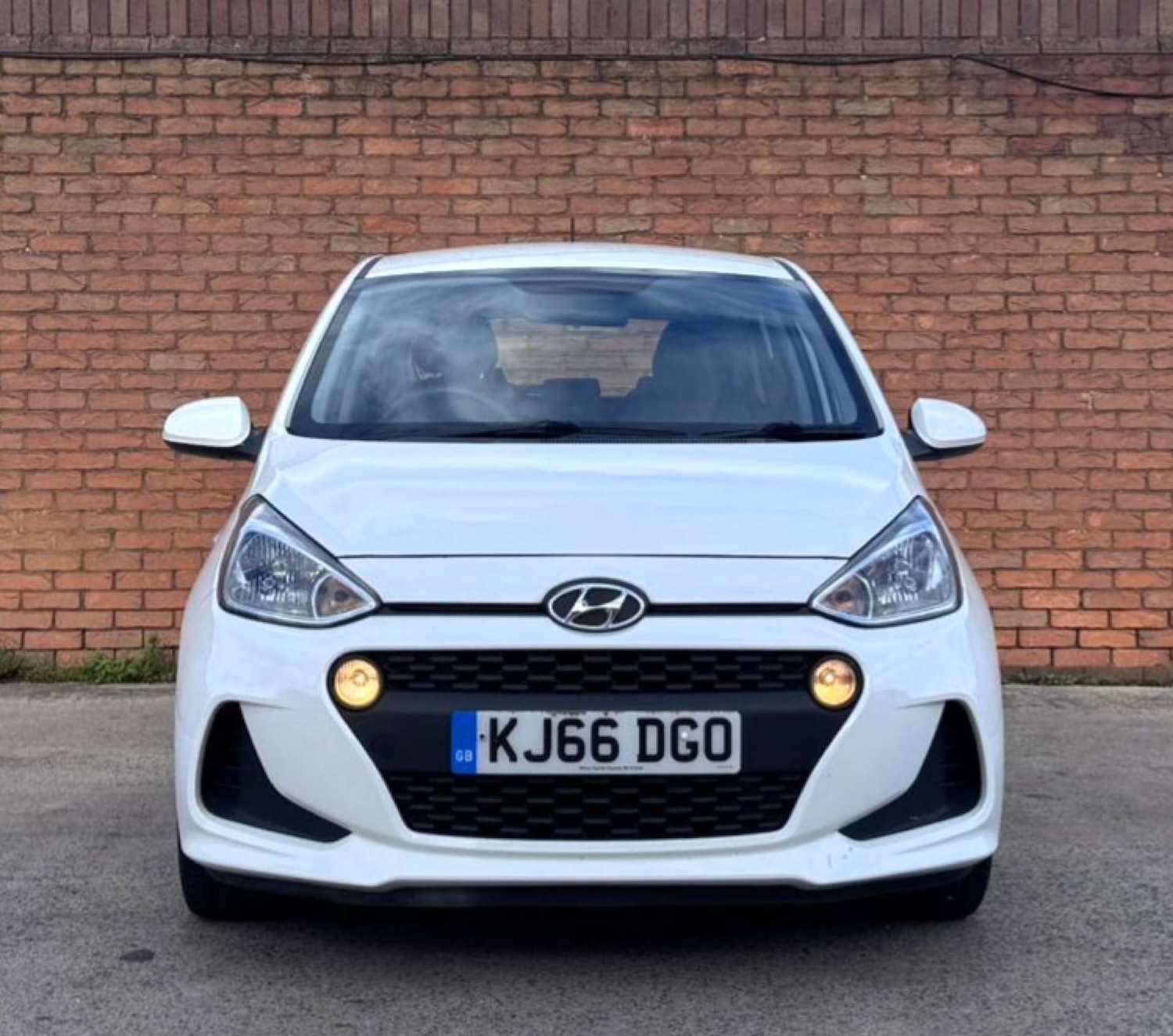 Used Hyundai i10 2017 for sale - 76600618: Photo 5