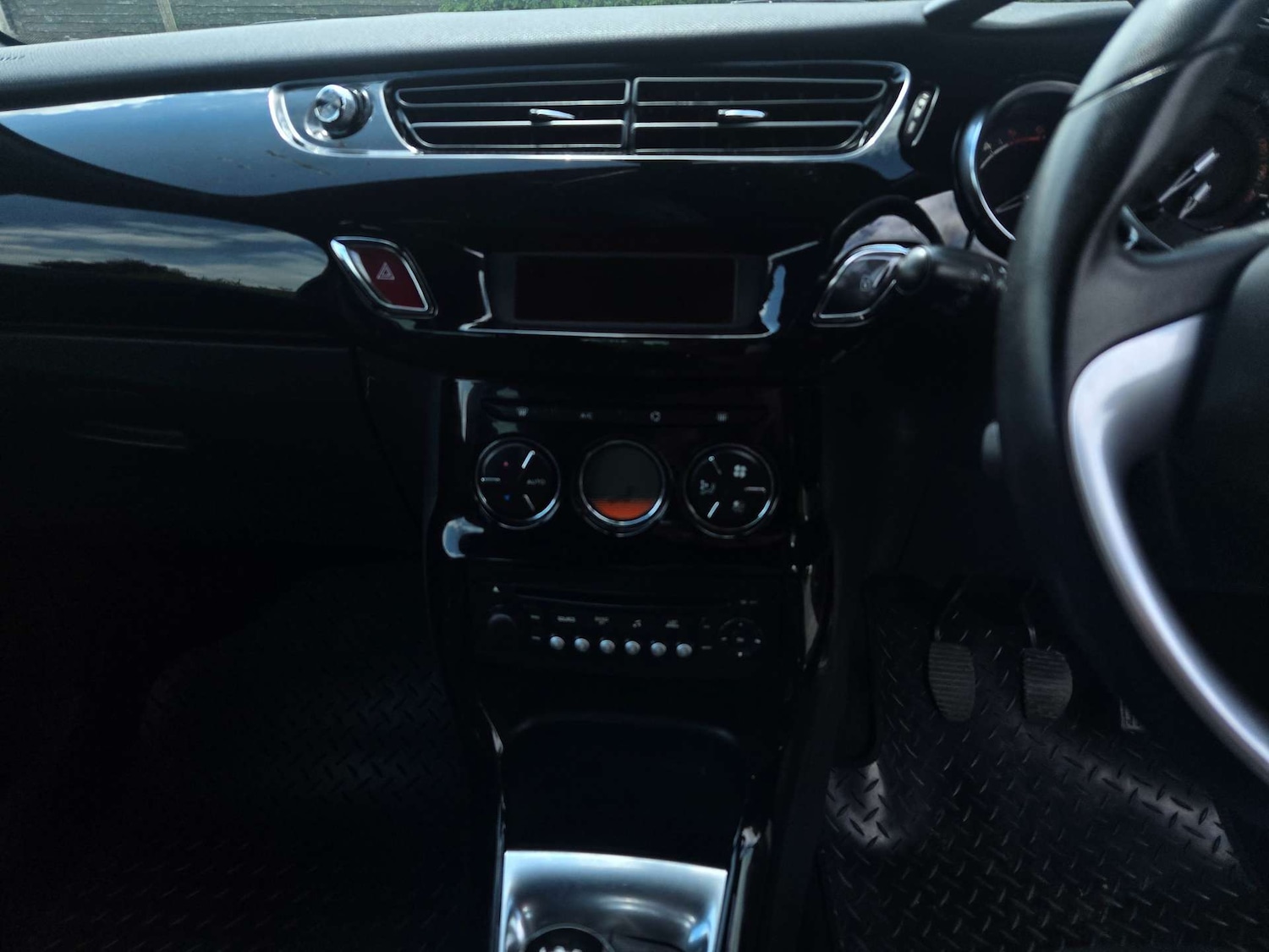 Used Citroen DS3 2012 for sale - 76154388: Photo 14