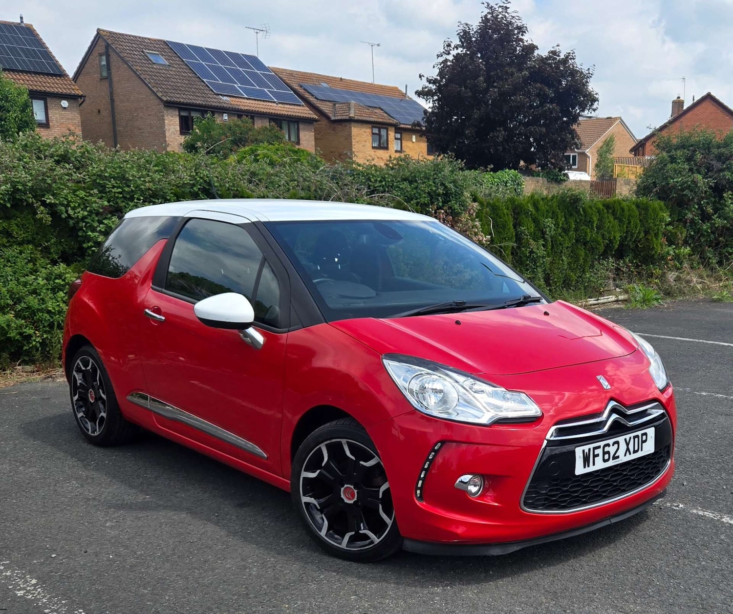 Used Citroen DS3 2012 for sale - 76154388: Photo 2
