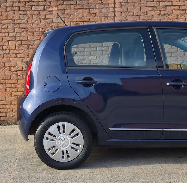 Used Volkswagen up! 2014 for sale - 76020194: Photo 15