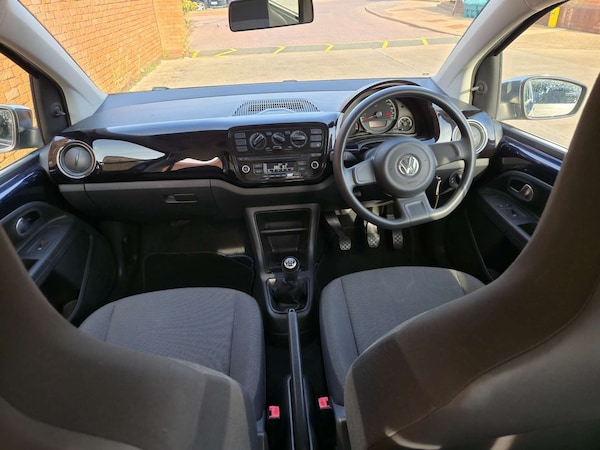 Used Volkswagen up! 2014 for sale - 76020194: Photo 22