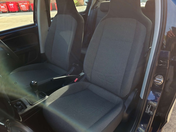 Used Volkswagen up! 2014 for sale - 76020194: Photo 27
