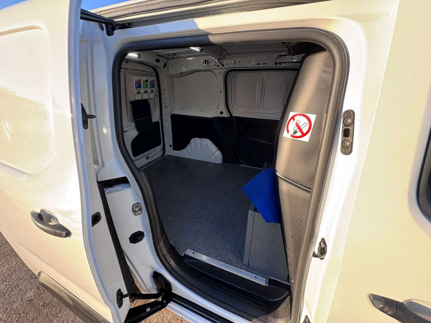 Used Vauxhall Combo 2019 for sale - 76855485: Photo 11