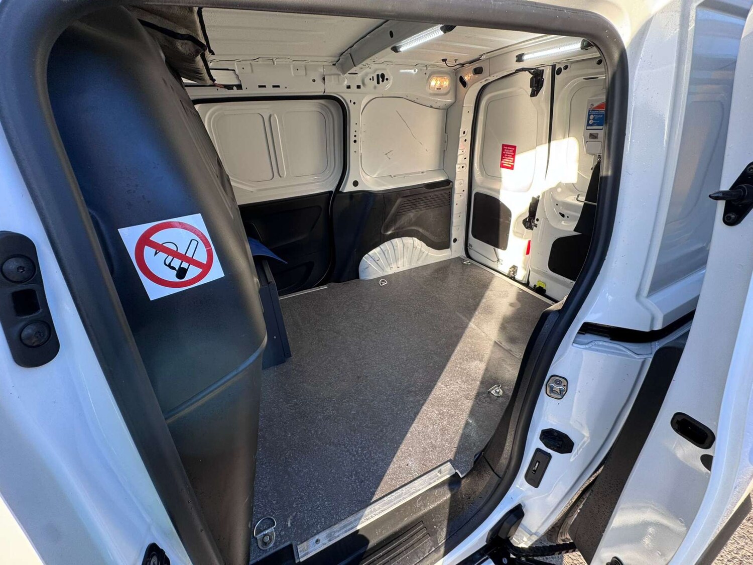 Used Vauxhall Combo 2019 for sale - 76855485: Photo 19