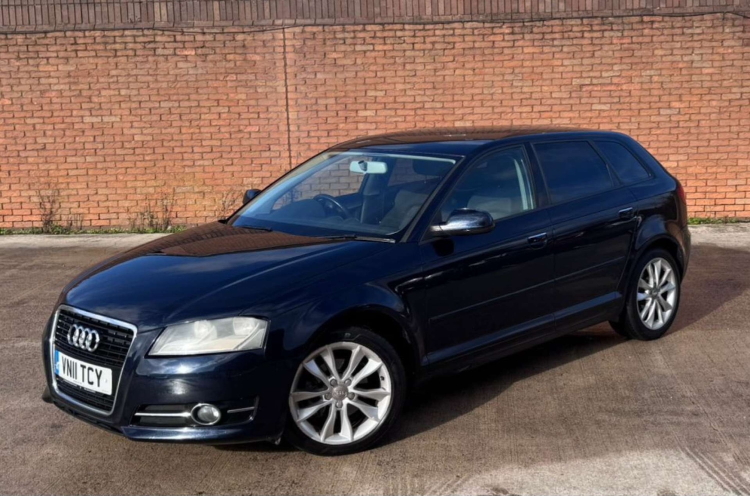 Used Audi A3 2011 for sale - 76458545: Photo 2