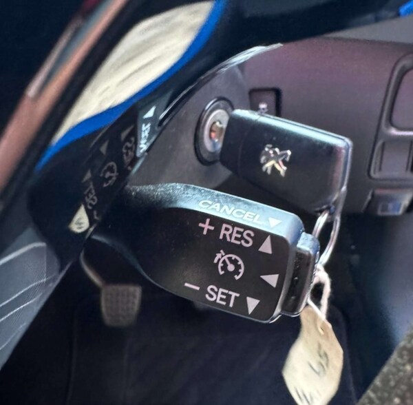 Used Peugeot 108 2016 for sale - 75633140: Photo 24
