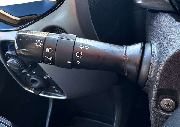 Used Peugeot 108 2016 for sale - 75633140: Photo 31
