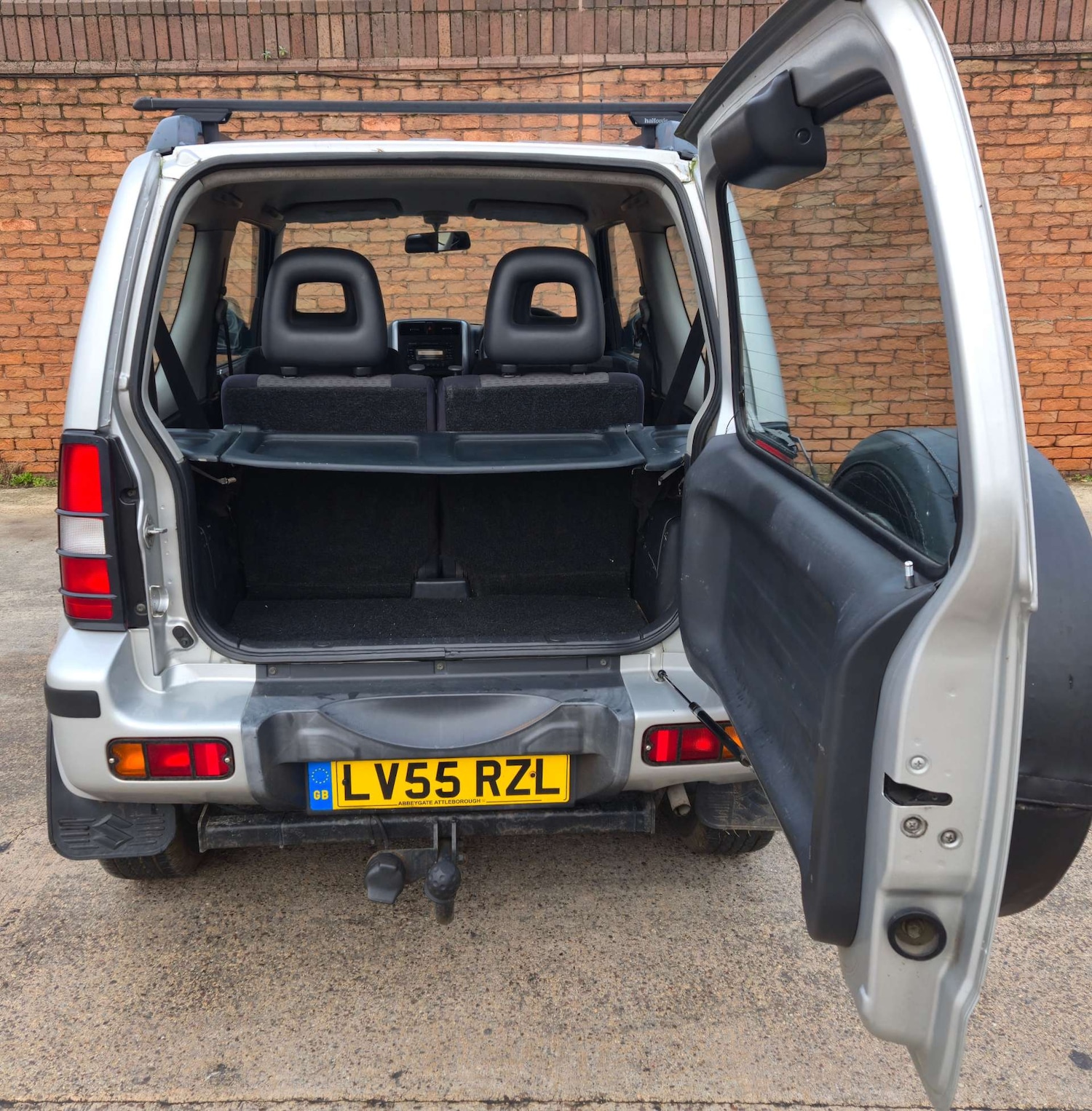 Used Suzuki Jimny 2005 for sale - 77708957: Photo 15