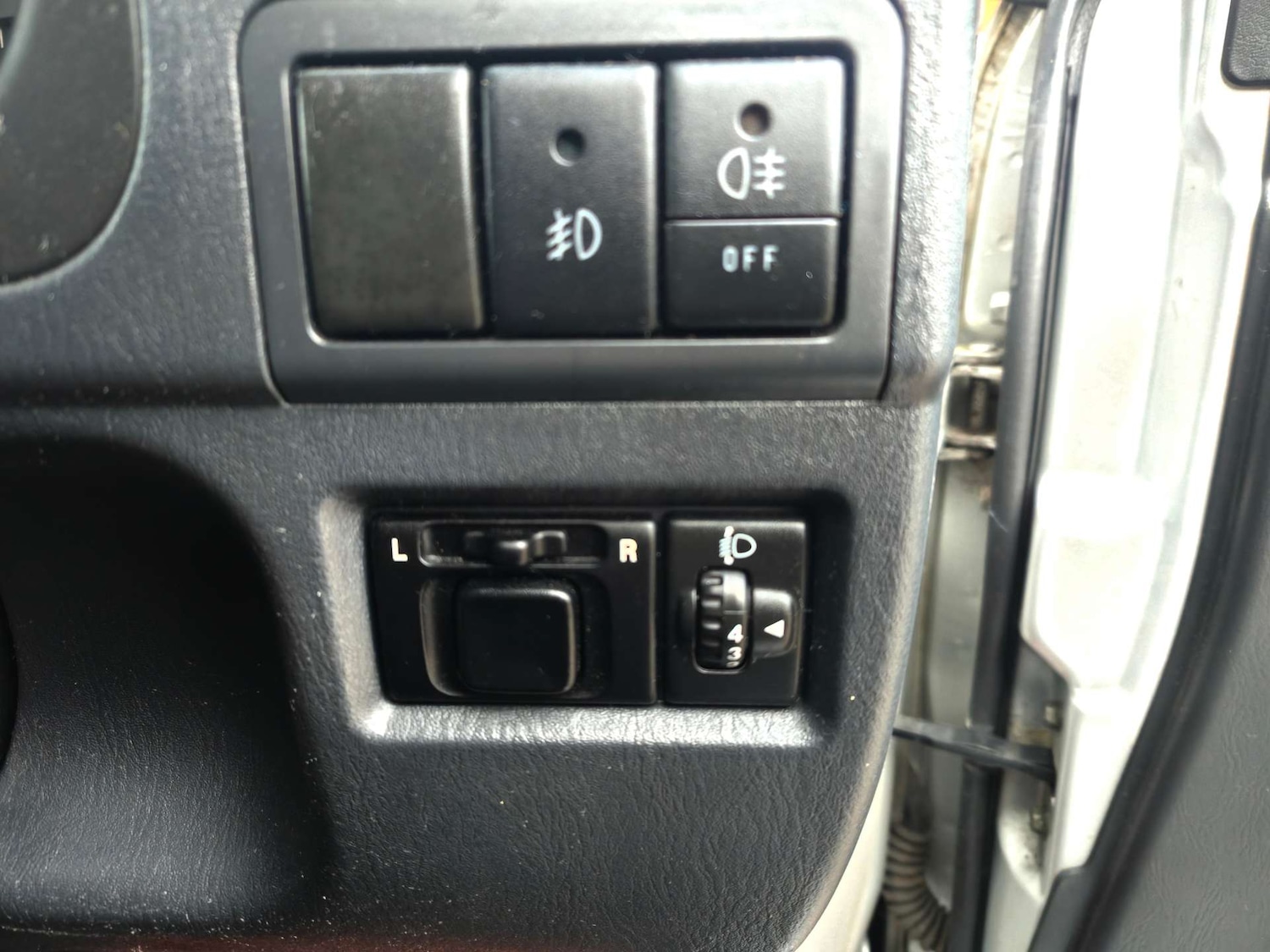 Used Suzuki Jimny 2005 for sale - 77708957: Photo 27