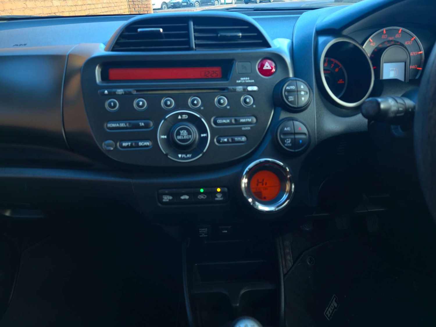 Used Honda Jazz 2012 for sale - 77025192: Photo 24