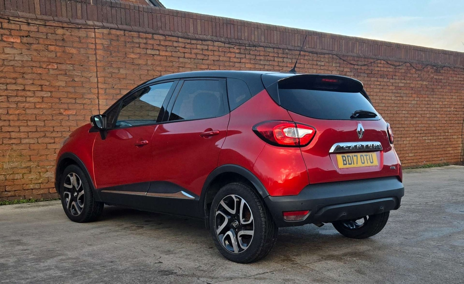 Used Renault Captur 2017 for sale - 77023542: Photo 17