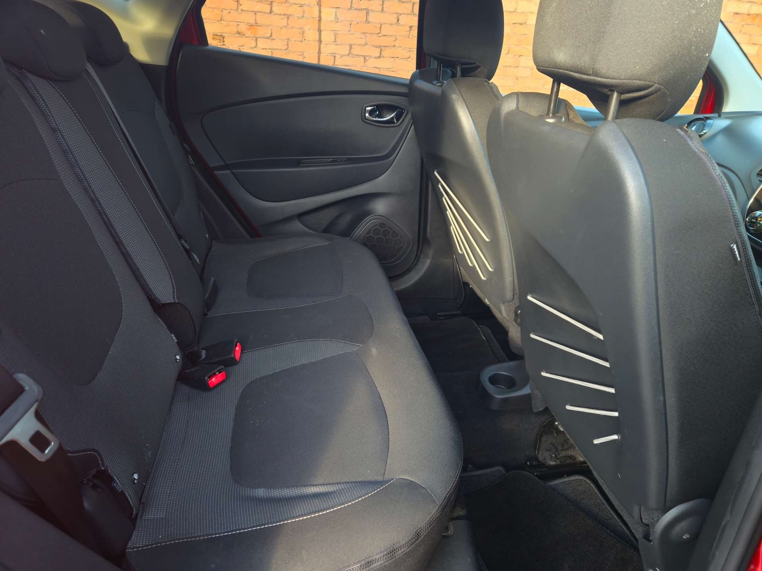 Used Renault Captur 2017 for sale - 77023542: Photo 23