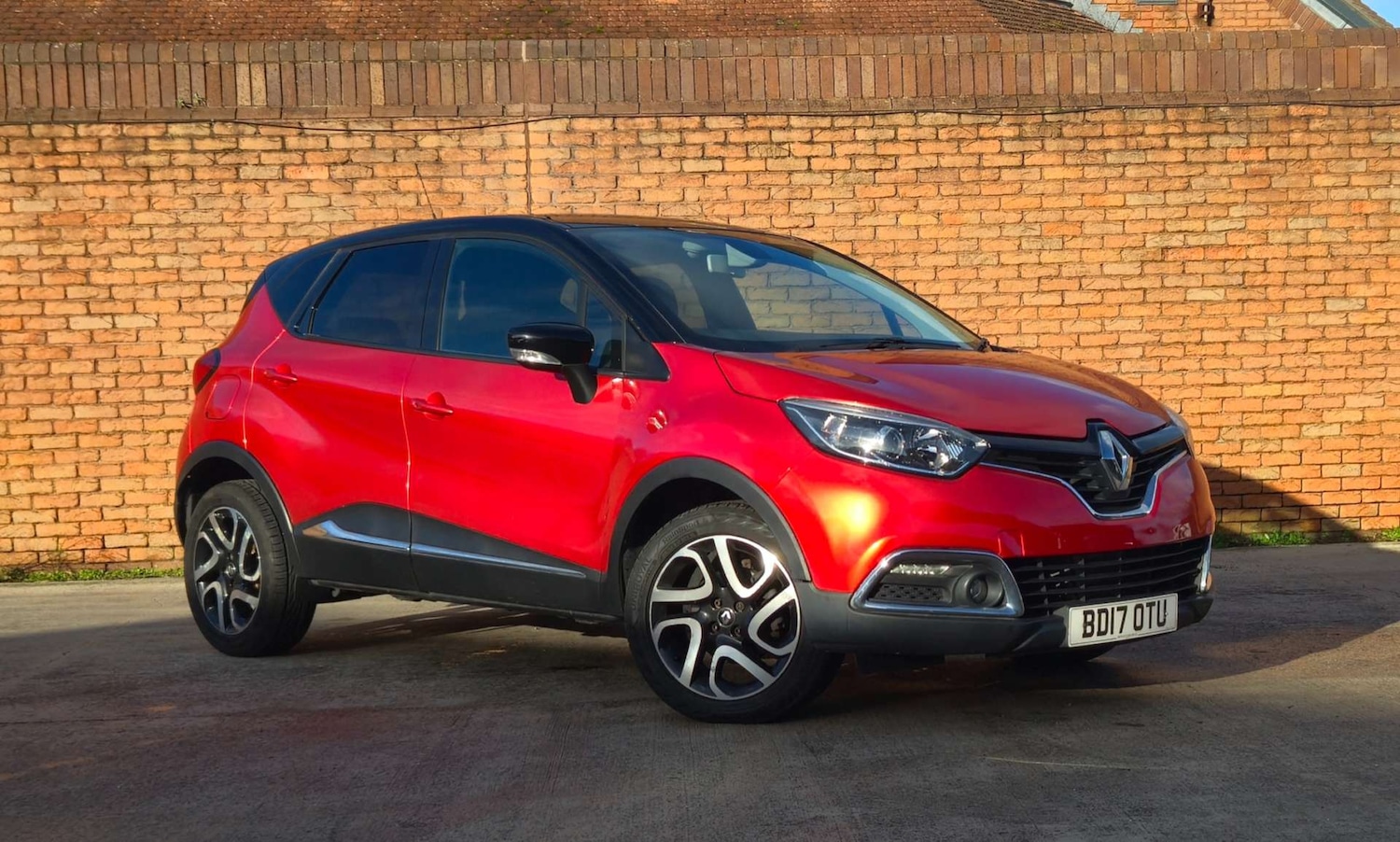 Used Renault Captur 2017 for sale - 77023542: Photo 3