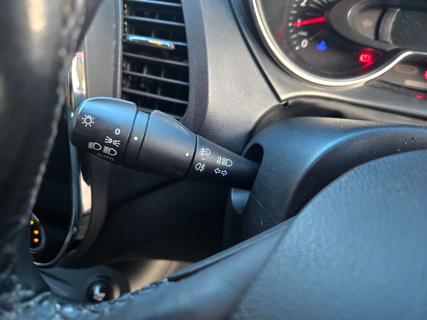 Used Renault Captur 2017 for sale - 77023542: Photo 33