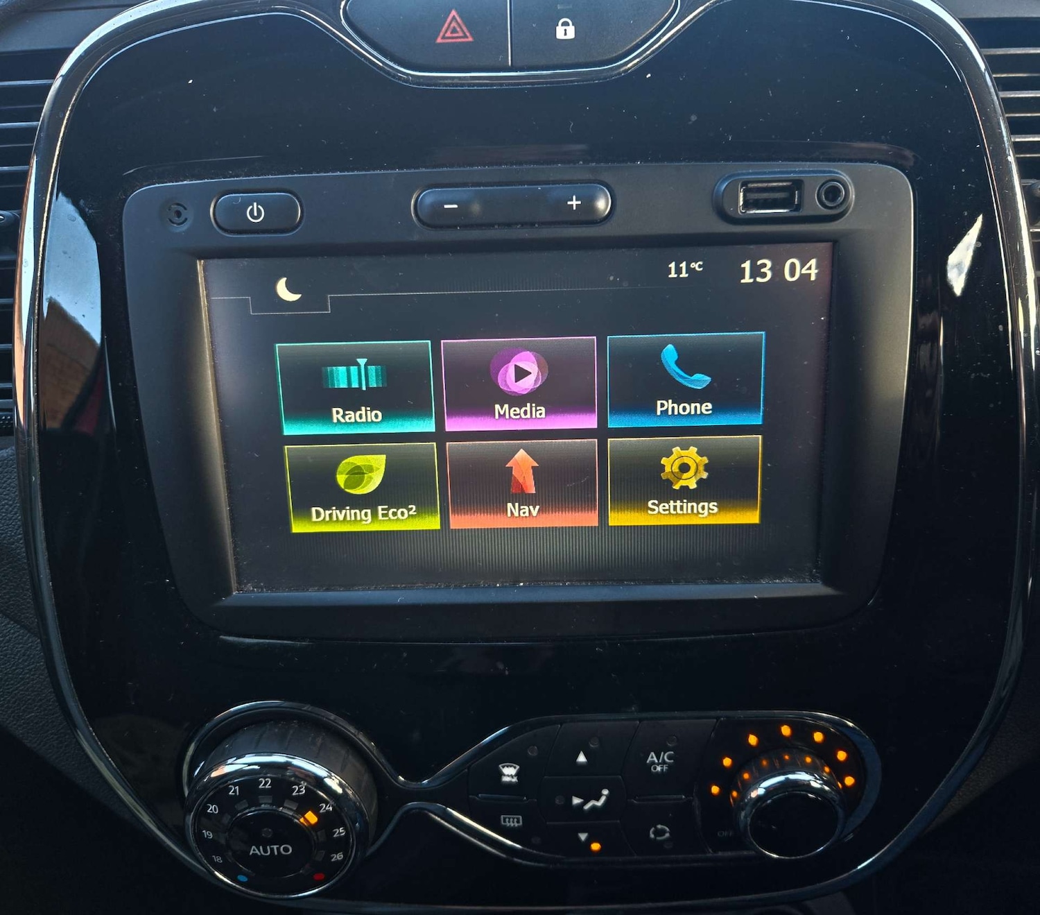 Used Renault Captur 2017 for sale - 77023542: Photo 38