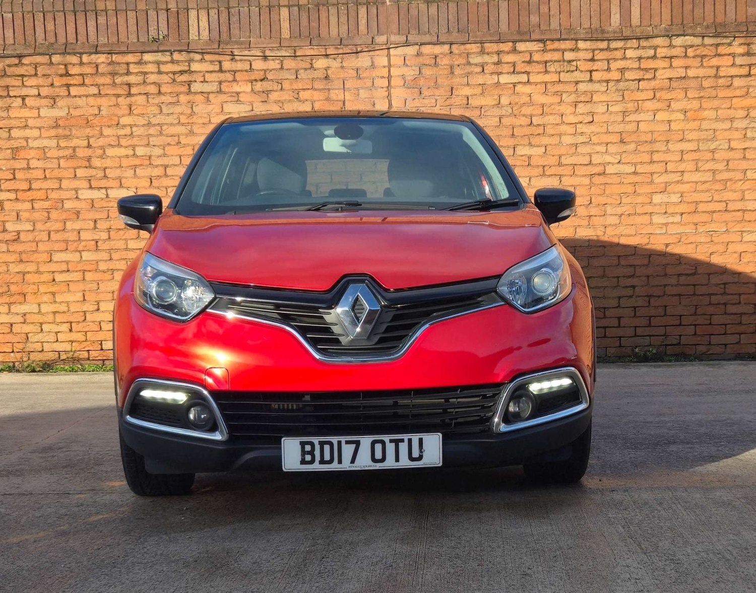 Used Renault Captur 2017 for sale - 77023542: Photo 5