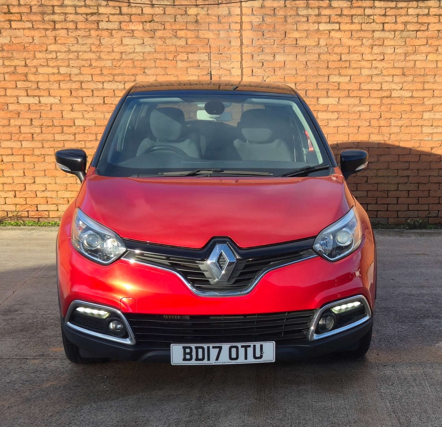 Used Renault Captur 2017 for sale - 77023542: Photo 6
