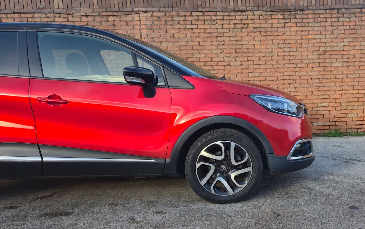Used Renault Captur 2017 for sale - 77023542: Photo 9