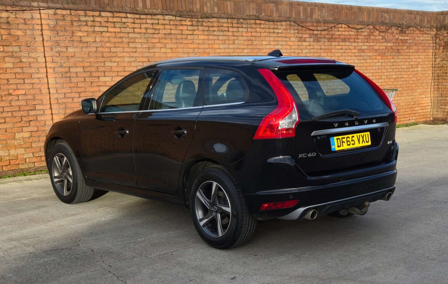 Used Volvo XC60 2015 for sale - 77025189: Photo 19