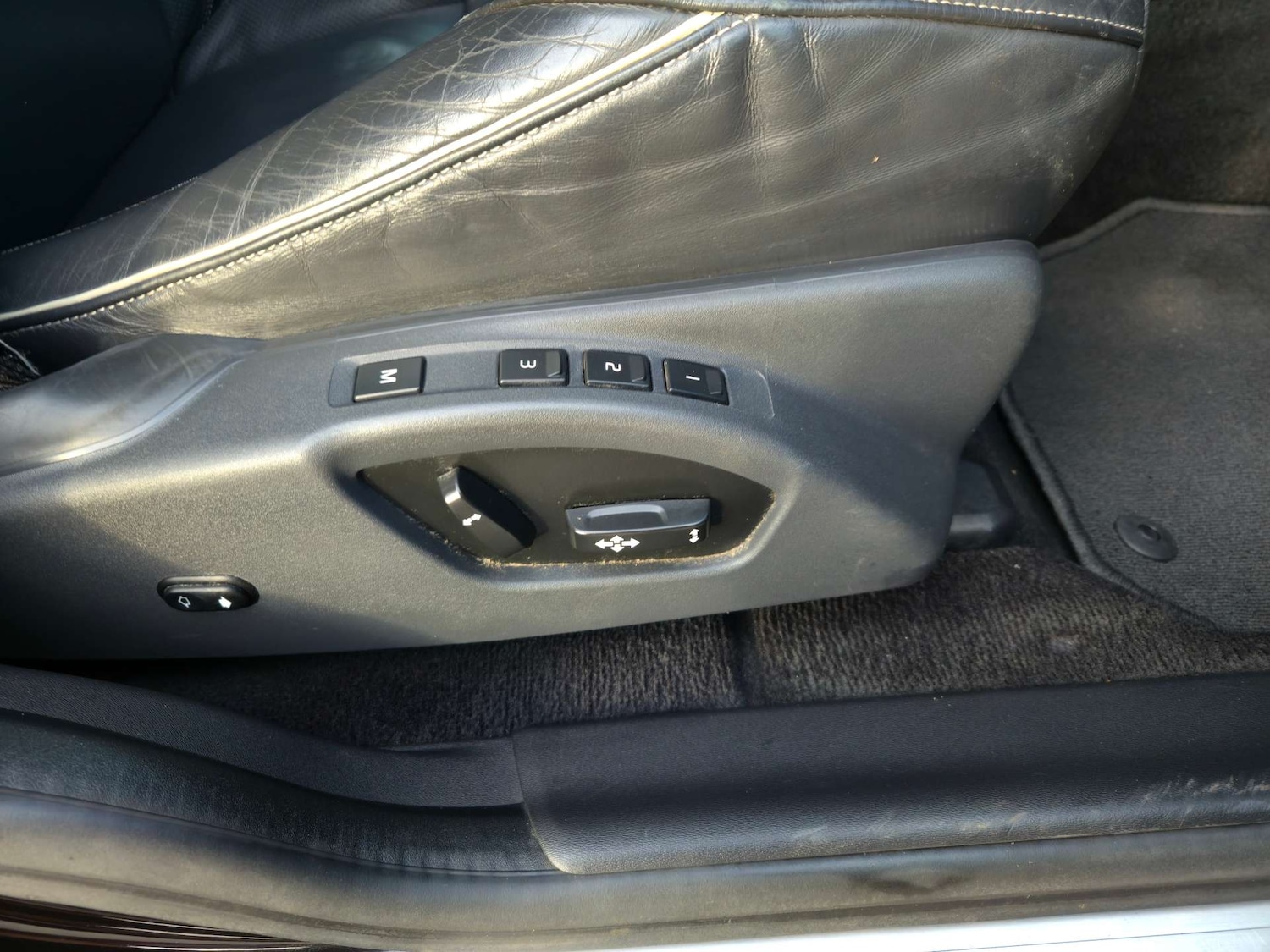 Used Volvo XC60 2015 for sale - 77025189: Photo 38