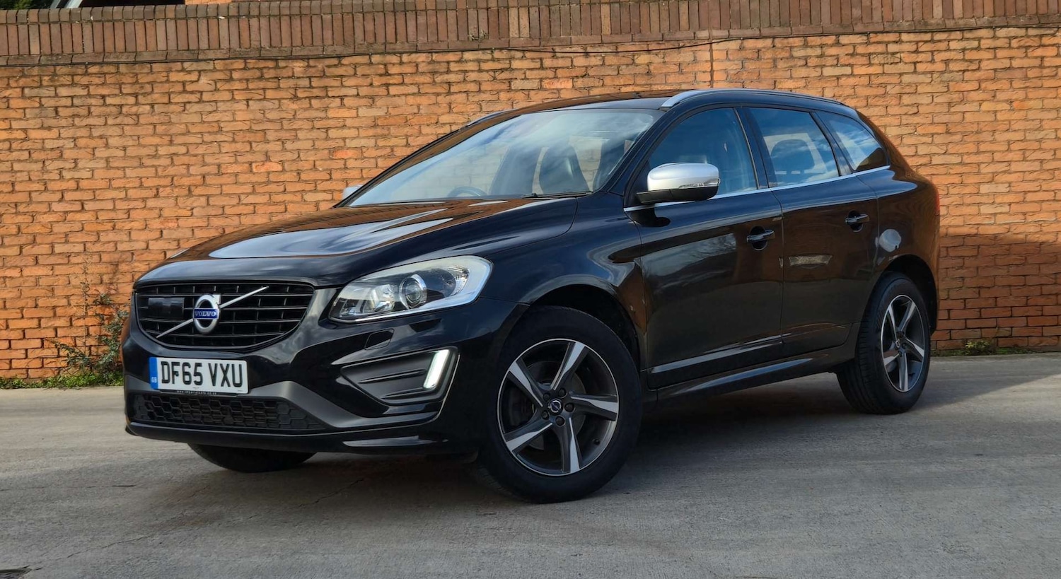 Used Volvo XC60 2015 for sale - 77025189: Photo 7