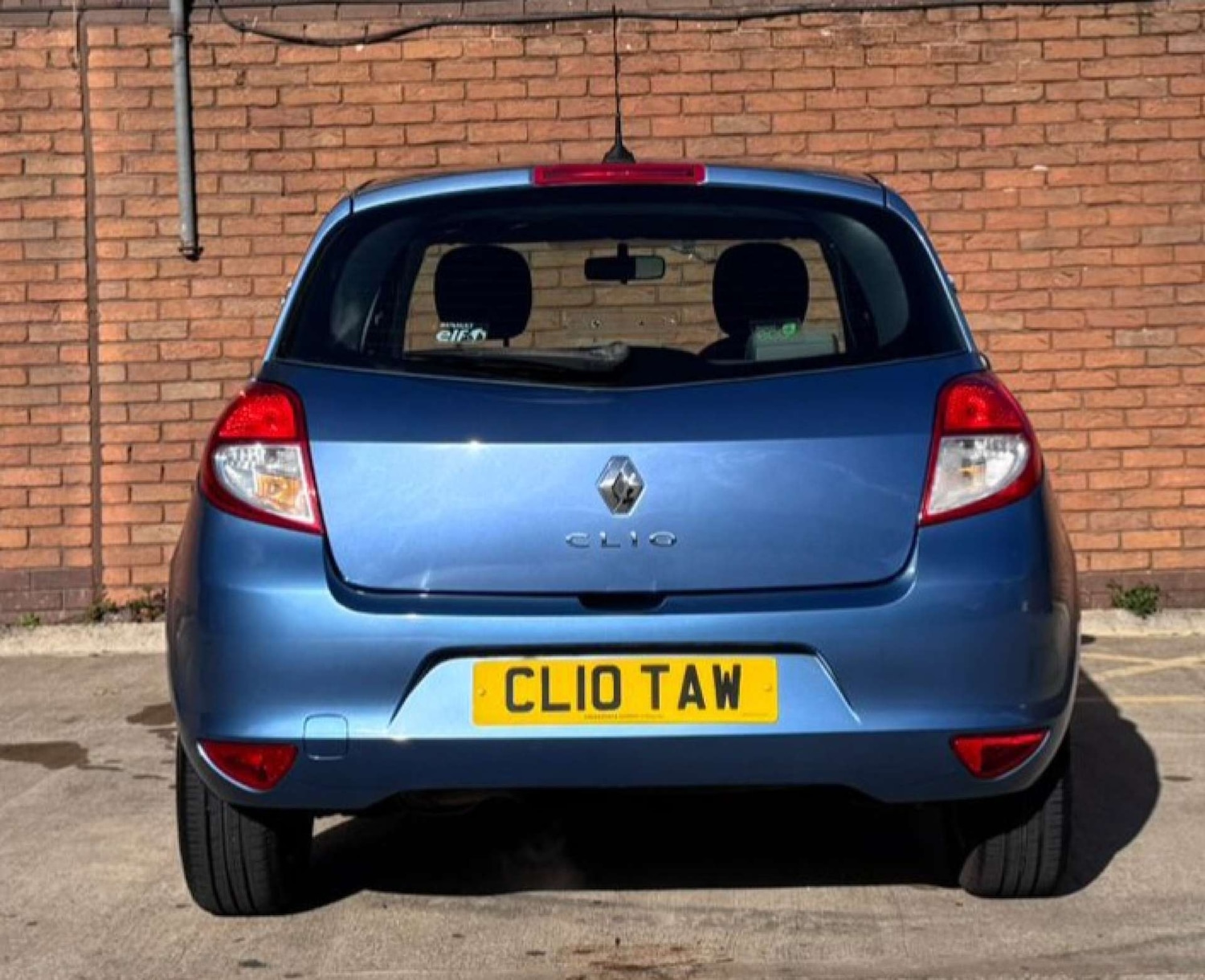 Used Renault Clio 2010 for sale - 76600535: Photo 7