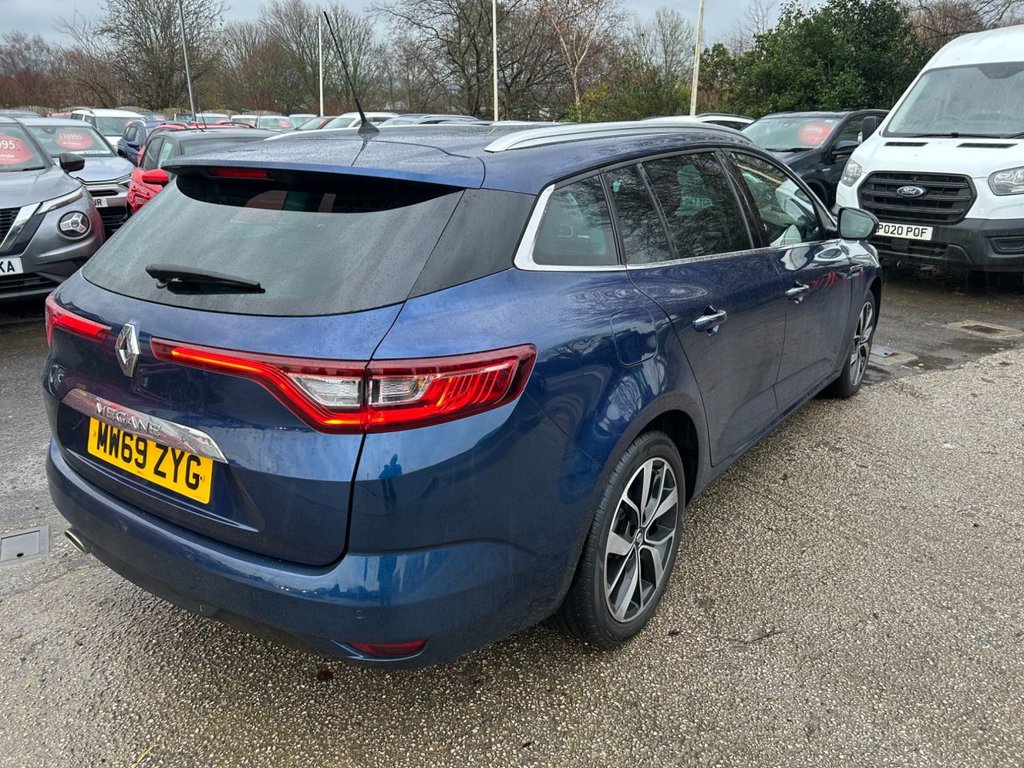 Used Renault Megane 2020 for sale - 76820878: Photo 2