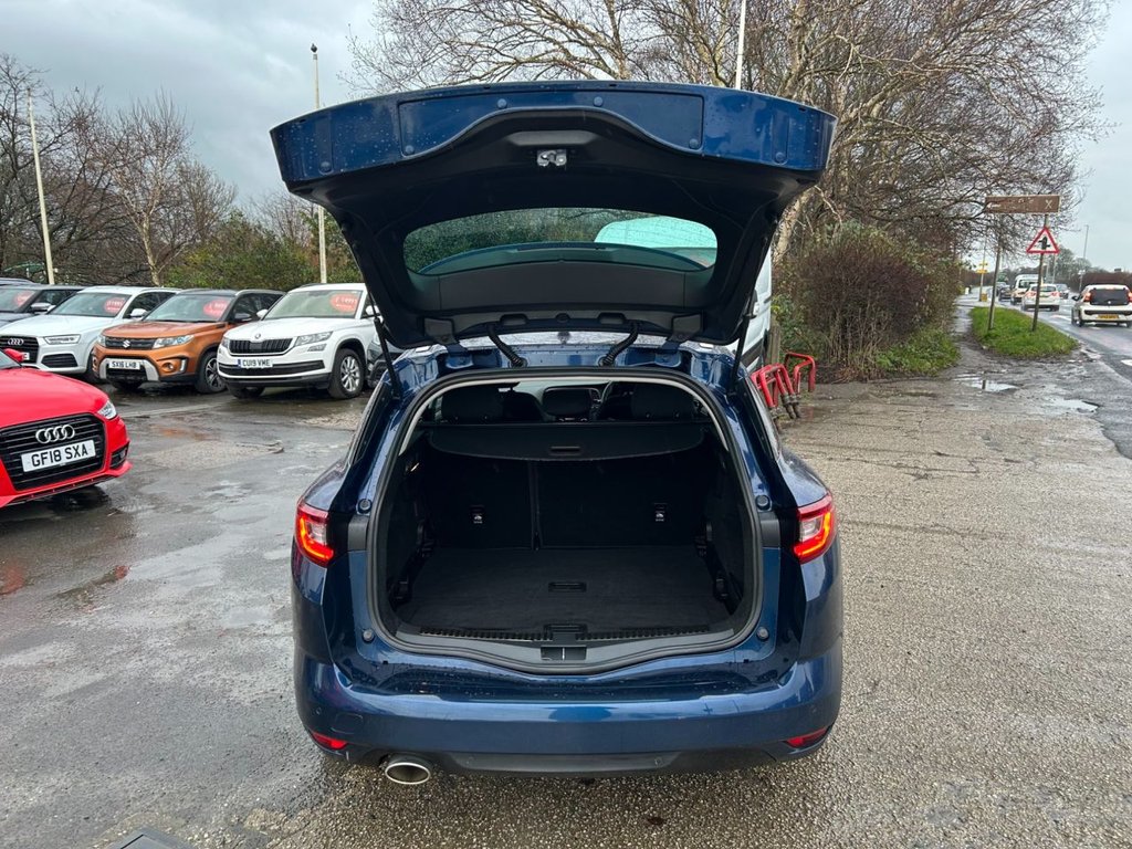 Used Renault Megane 2020 for sale - 76820878: Photo 4