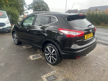 Used Nissan Qashqai 2015 for sale - 79384701: Photo