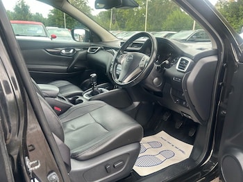 Used Nissan Qashqai 2015 for sale - 79384701: Photo