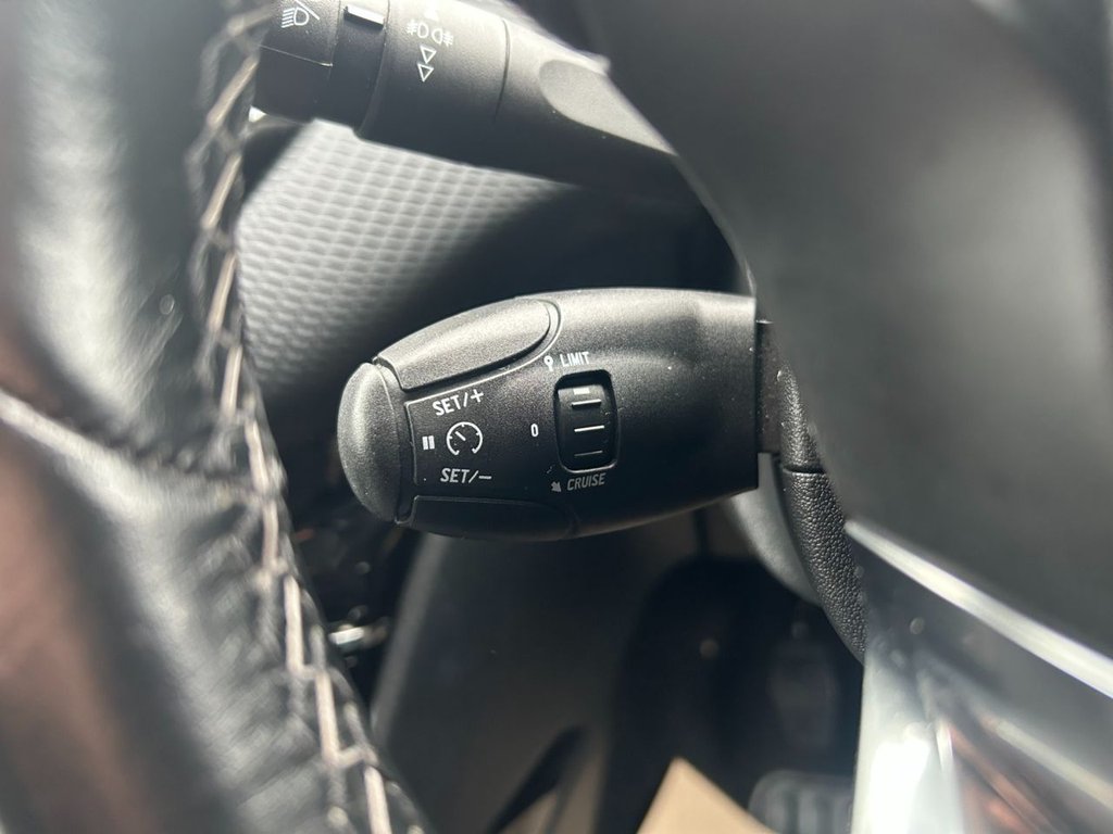 Used Peugeot 2008 2017 for sale - 77520893: Photo 13