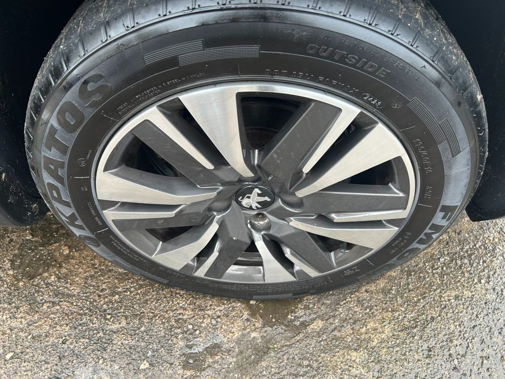 Used Peugeot 2008 2017 for sale - 77520893: Photo 8