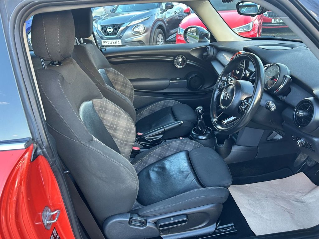 Used MINI Hatch 2018 for sale - 76686297: Photo 15