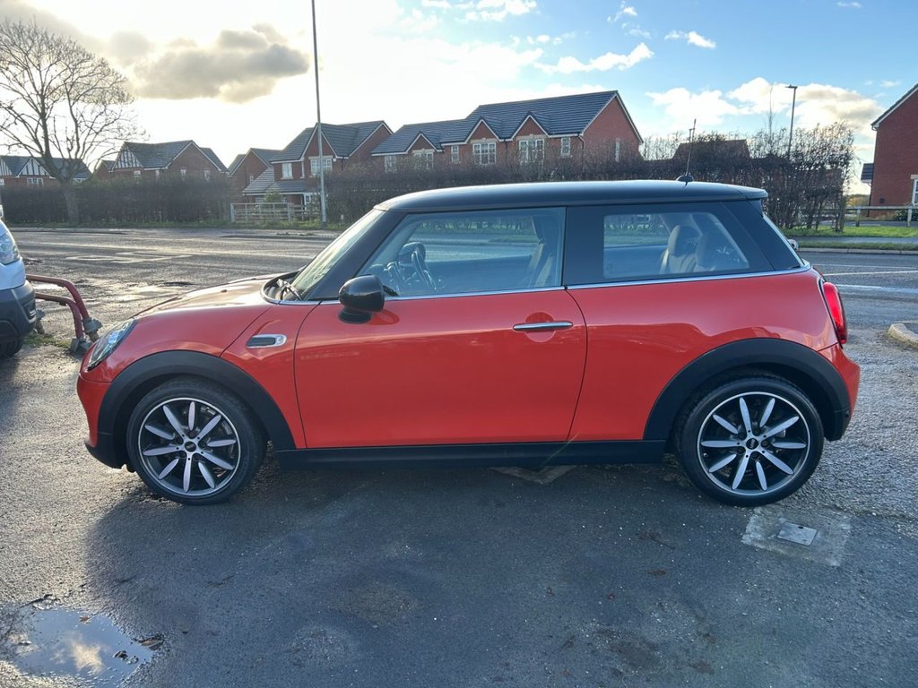 Used MINI Hatch 2018 for sale - 76686297: Photo 7