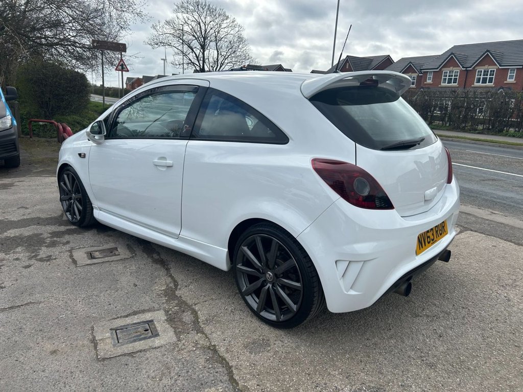 Used Vauxhall Corsa 2014 for sale - 78082978: Photo 2