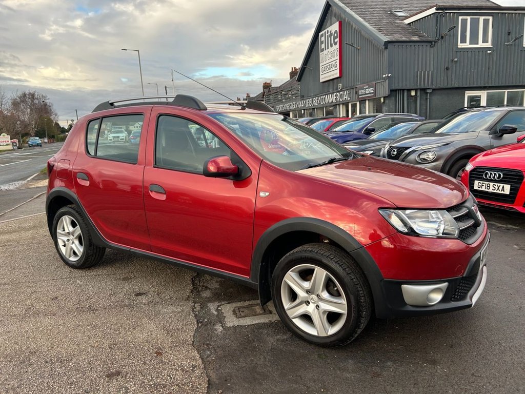 Used Dacia Sandero Stepway 2016 for sale - 76686376: Photo 1