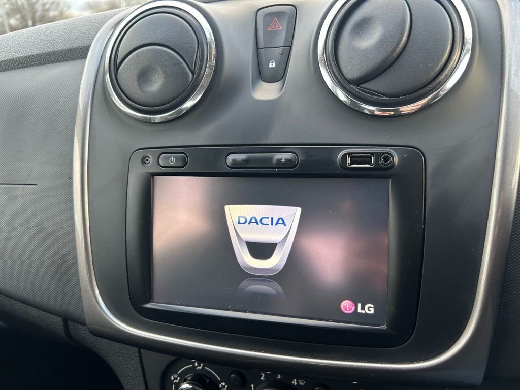 Used Dacia Sandero Stepway 2016 for sale - 76686376: Photo 13