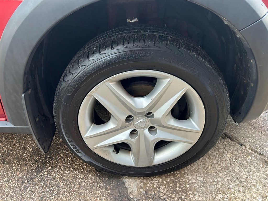 Used Dacia Sandero Stepway 2016 for sale - 76686376: Photo 18