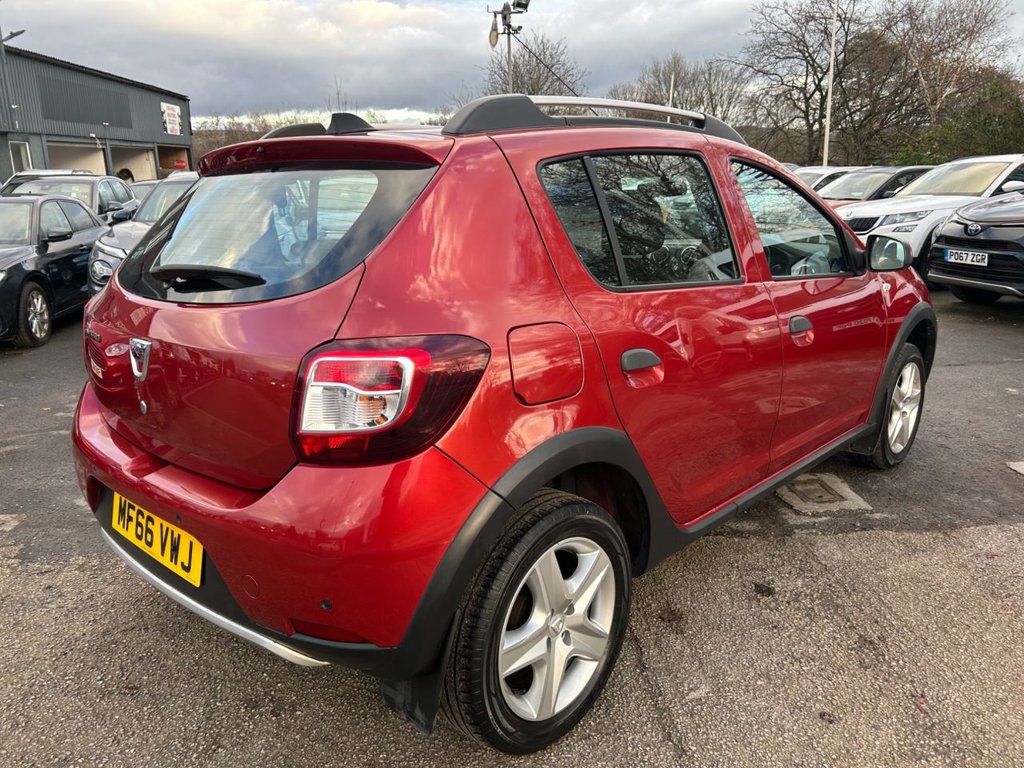 Used Dacia Sandero Stepway 2016 for sale - 76686376: Photo 3