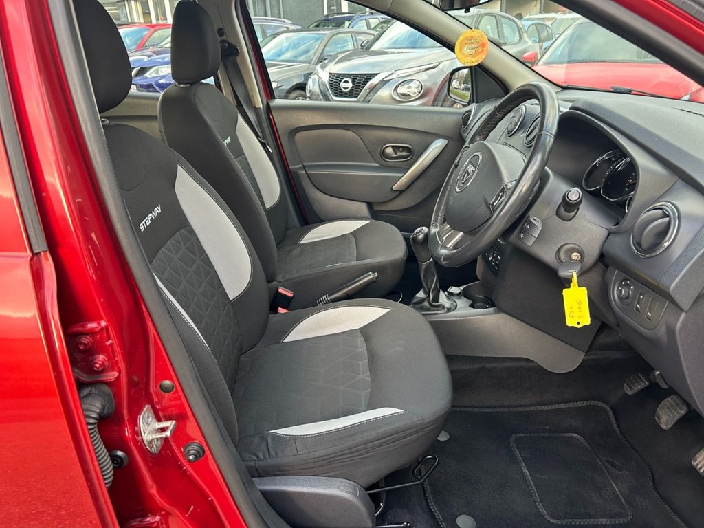 Used Dacia Sandero Stepway 2016 for sale - 76686376: Photo 7