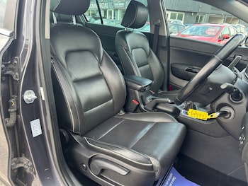 Used Kia Sportage 2017 for sale - 79103306: Photo