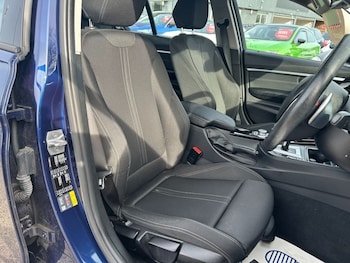 Used BMW 3 Series 2017 for sale - 77547597: Photo